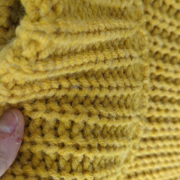 🍁United Colors of Benetton Italian wool sweater medium - Picture 2 of 6